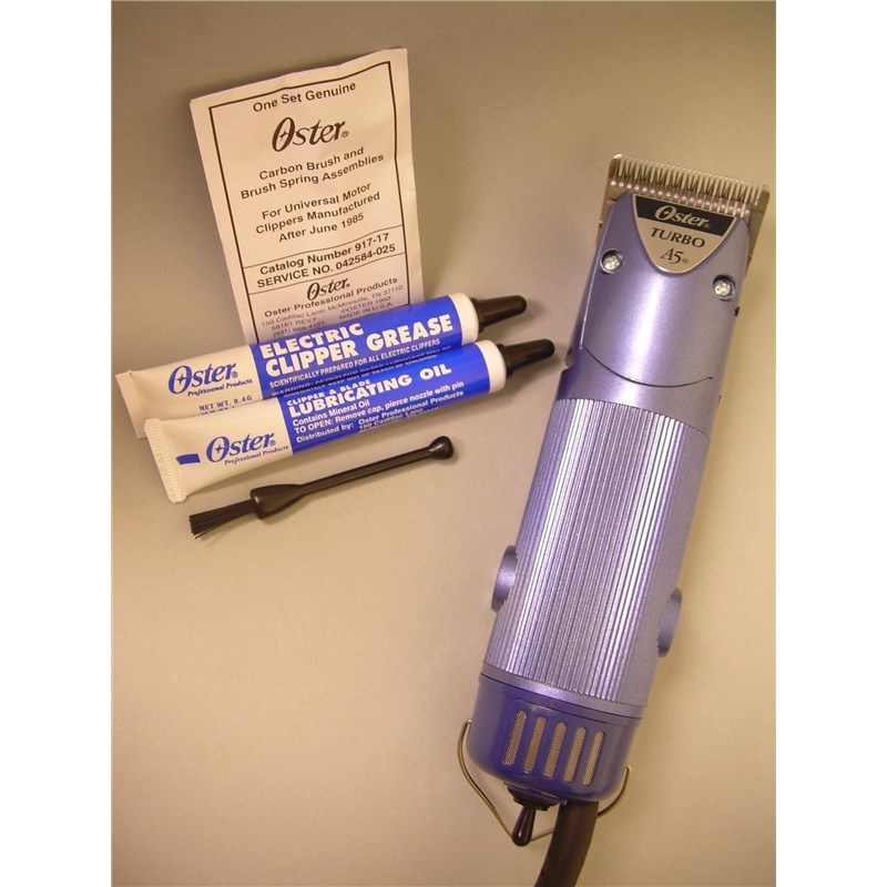 Oster A5 Turbo 2 Speed Clipper With #10 Blade Blue Case