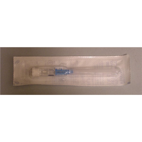 IV Catheter 22g x 1&quot; Teflon